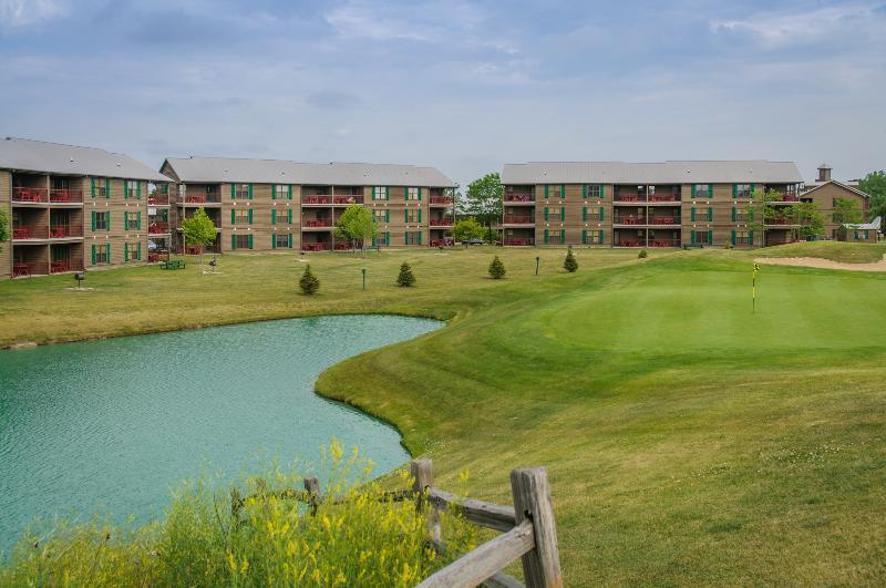 Holiday Inn Club Vacations Fox River Resort At Sheridan Esterno foto
